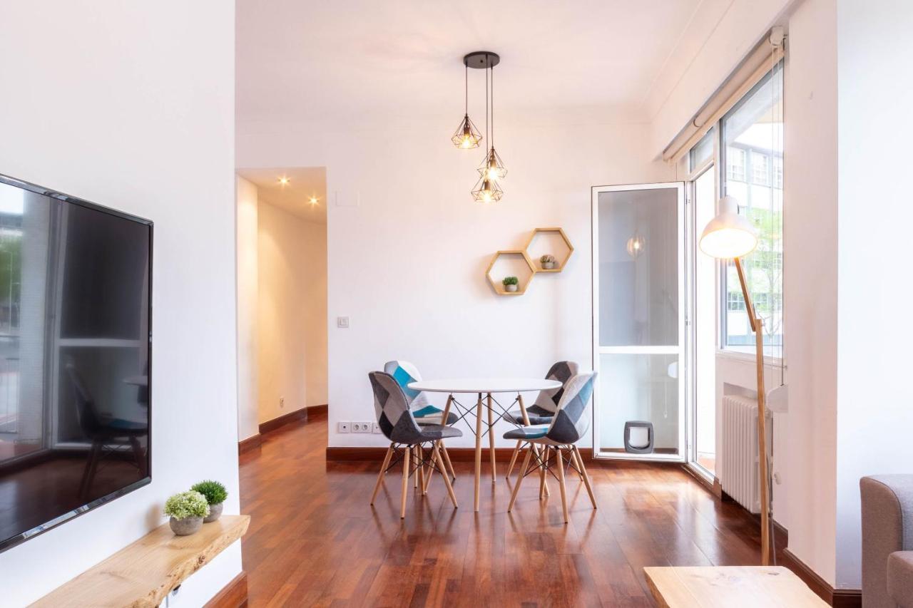 Apartamento Con Vistas Al Estadio San Mames Bilbao Exterior foto