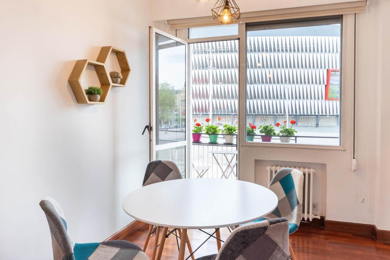 Apartamento Con Vistas Al Estadio San Mames Bilbao Exterior foto
